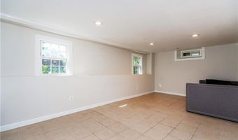 219 Brookhaven Rd, North Kingstown, RI 02852