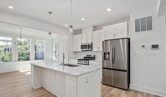 7404 ROCKY CREEK Ter, Annandale, VA 22003
