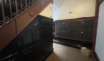 69 Park Dr 17, Boston, MA 02215