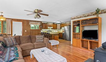 70 Meredith Ln, Barnstead, NH 03225