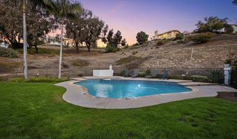 2070 Tiffany Dr, Oceanside, CA 92056