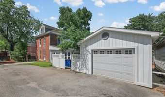 706 Grove St, Alton, IL 62002