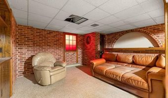 25542 W Warren St, Dearborn Heights, MI 48127