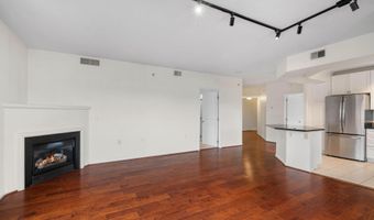 851 N GLEBE Rd 1011, Arlington, VA 22203