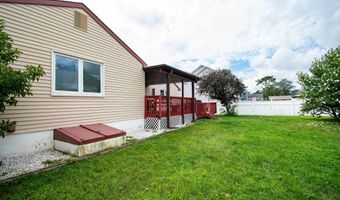 1220 Neptune Ave, Beachwood, NJ 08722