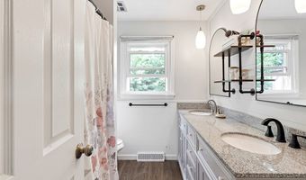 4633 Barrington Dr, Austintown, OH 44515