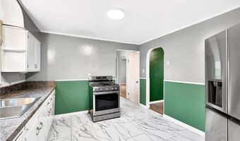 124 Bunker Hill Rd, Aliquippa, PA 15001
