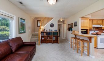 19801 OLMSTEAD Rd NE, Aurora, OR 97002