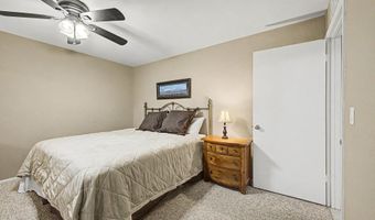 463 S OLMO Cir, Apache Junction, AZ 85120