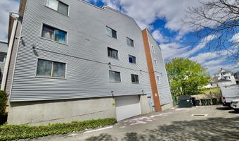 18 Amsterdam Ave 3A, Bridgeport, CT 06606