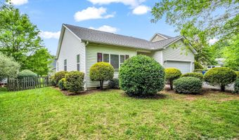 6 Scottish Cir, Asheville, NC 28803