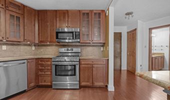 5225 POOKS HILL Rd 201N, Bethesda, MD 20814