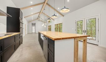 200 Severance Lodge Rd, Black Hawk, CO 80422