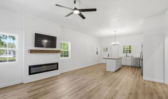 509 Orchard St, Alba, MO 64830