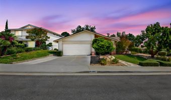 5469 Softwind Way, Agoura Hills, CA 91301