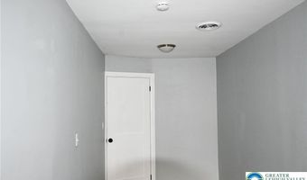 639 Dixon St, Allentown, PA 18103
