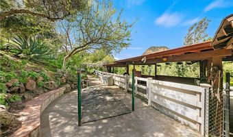 29012 Crags Dr, Agoura Hills, CA 91301