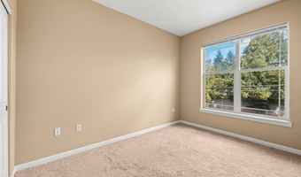 10882 NE RED WING Way 204, Beaverton, OR 97006