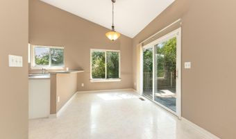 3148 Fenview Dr, Ann Arbor, MI 48108