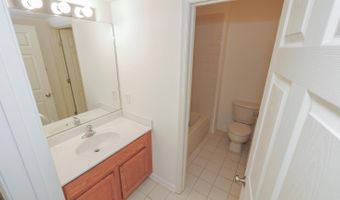 4 Chelsea Ct, Atlantic City, NJ 08401