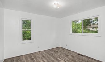 5779 Arrasmith Trl, Ames, IA 50010