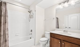 24823 BARRINGTON GROVE Ct, Aldie, VA 20105