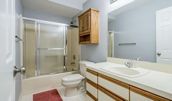 531 Liberty Pointe Dr, Ann Arbor, MI 48103