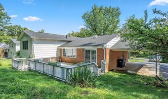 6828 WINTER Ln, Annandale, VA 22003