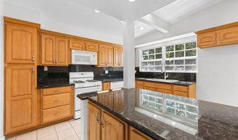 5900 Ostrom Ave, Encino, CA 91316