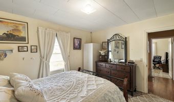21601 SW MCKEE Rd, Amity, OR 97101