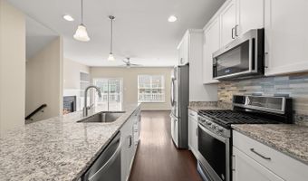 7204 BARRBERRY Ln, Beltsville, MD 20705