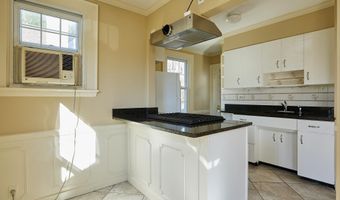 2913 24TH St N, Arlington, VA 22207