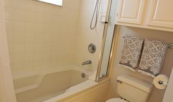 1879 BEACH Ave, Atlantic Beach, FL 32233