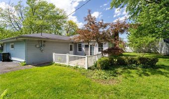 915 Sharondale Dr, Amherst, OH 44001
