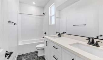 7636 Acama St, San Diego, CA 92126