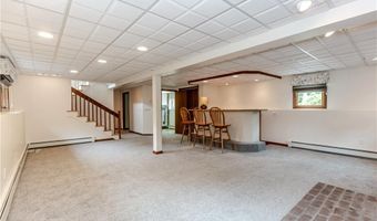 422 Buxton St, North Smithfield, RI 02896