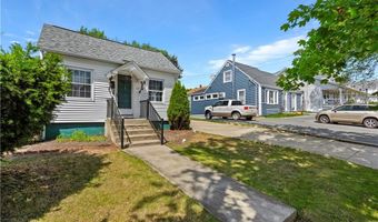 127 Gladstone St, Cranston, RI 02920