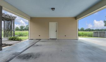 210 Grand Lake Dr, Arnaudville, LA 70512