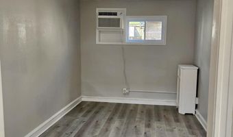 4731 VISTA St, Philadelphia, PA 19136