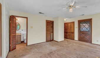 8720 SW 85th St, Auburn, KS 66402
