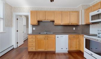 1 Columbia Ave, Jamestown, RI 02835