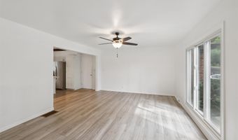 1010 56th St, Des Moines, IA 50311