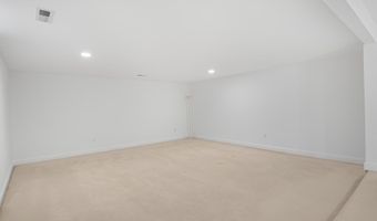 10604 MAPLECREST Ln, Potomac, MD 20854