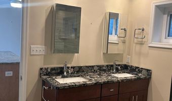 2660 GREENBRIAR Ln #B, Annapolis, MD 21401