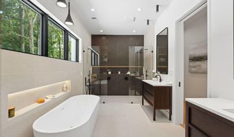 8302 ROBEY Ave, Annandale, VA 22003