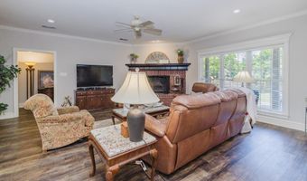 5916 Worth Ave, Benton, AR 72019
