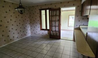 1721 Arcadian St, Savannah, GA 31405