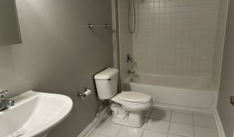 3420 N Old Arlington Heights Rd 209, Arlington Heights, IL 60004