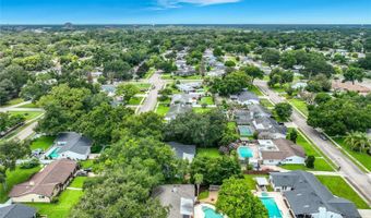 411 MONTICELLO Dr, Altamonte Springs, FL 32701