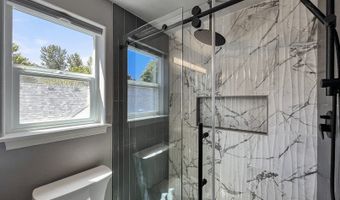 808 NW 11TH Pl, Battle Ground, WA 98604